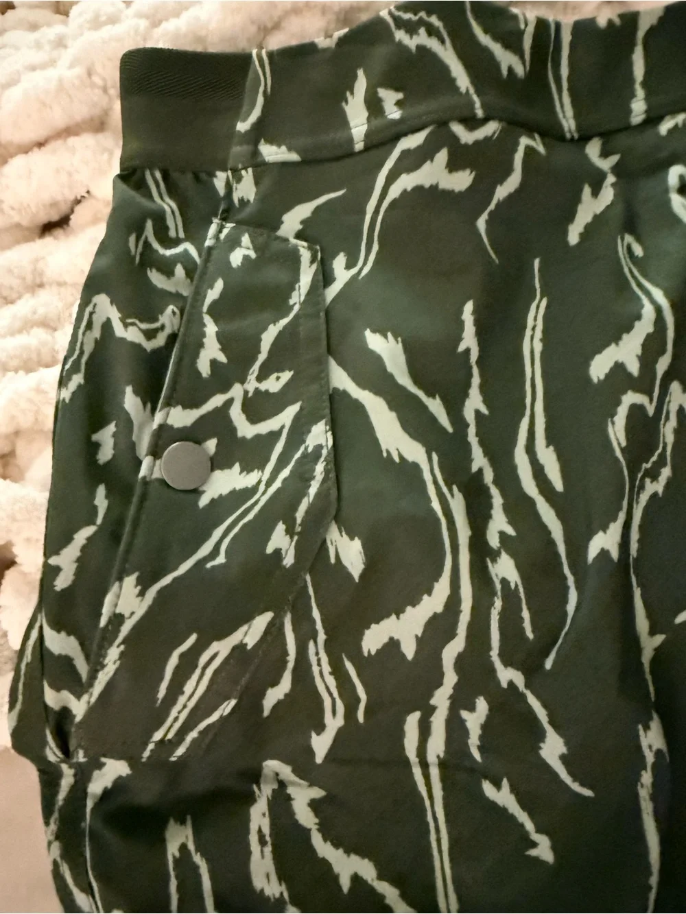 NWT Athleta Vienna Cargo Skort Size 12